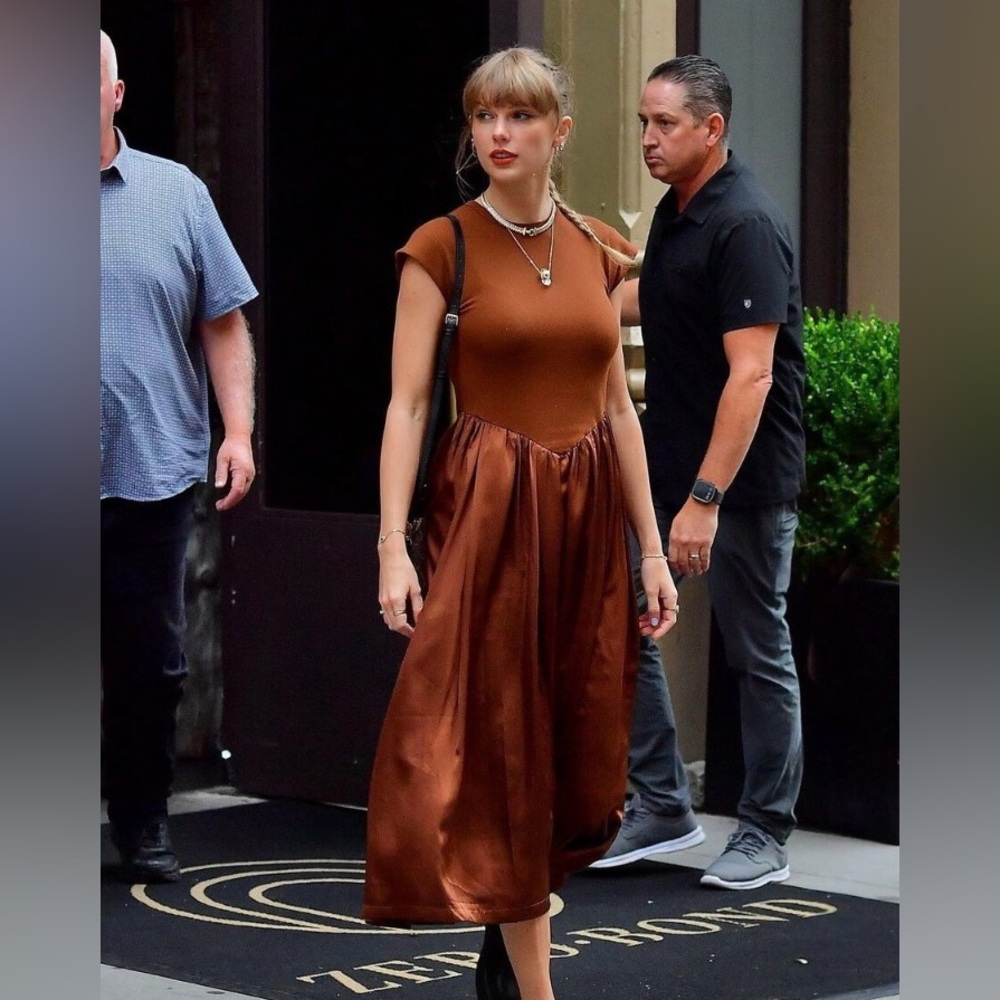 Ancosti Dress ASO Taylor Swift!